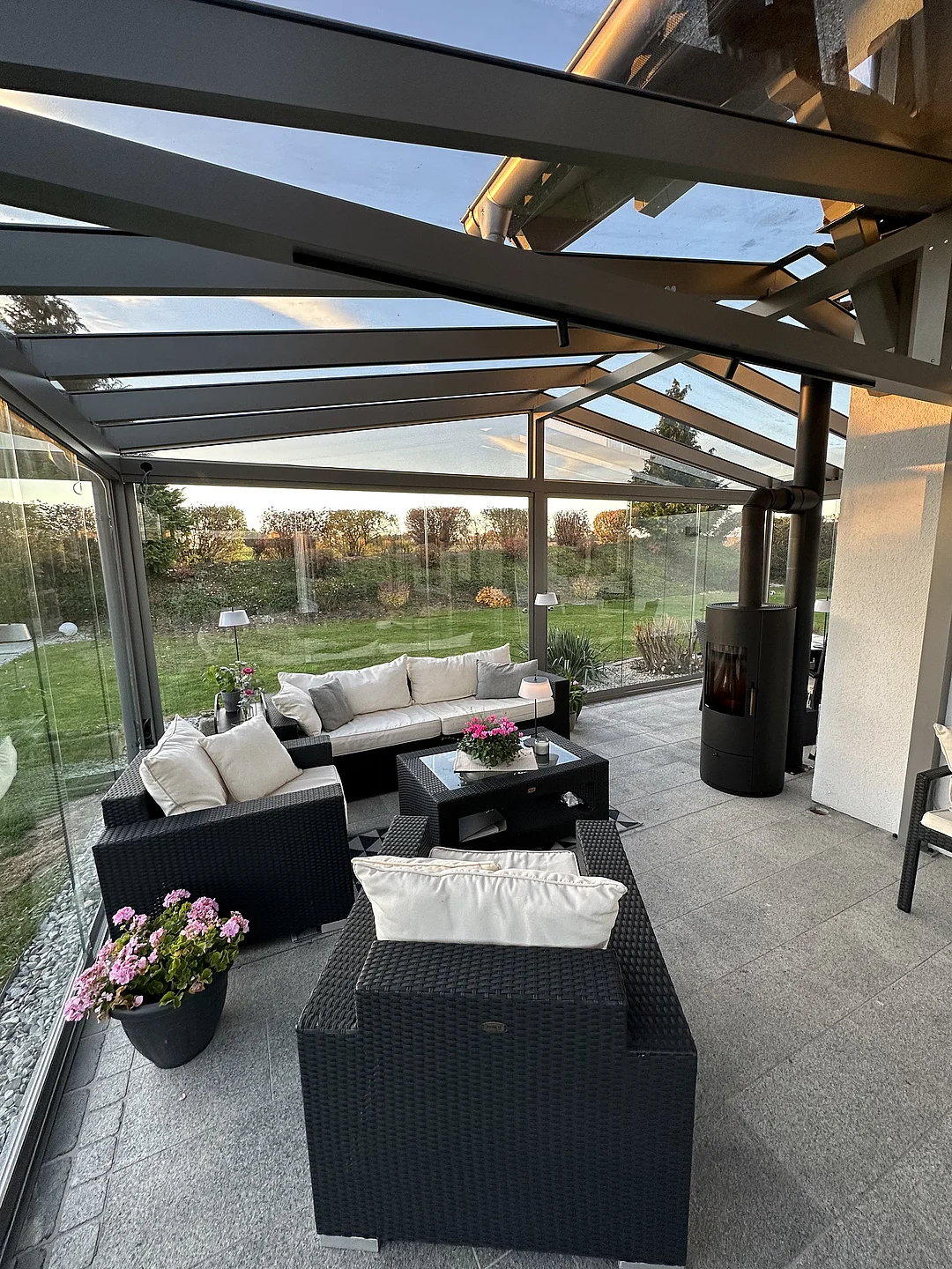Terrassenüberdachung & Sommergarten – Ansicht 3